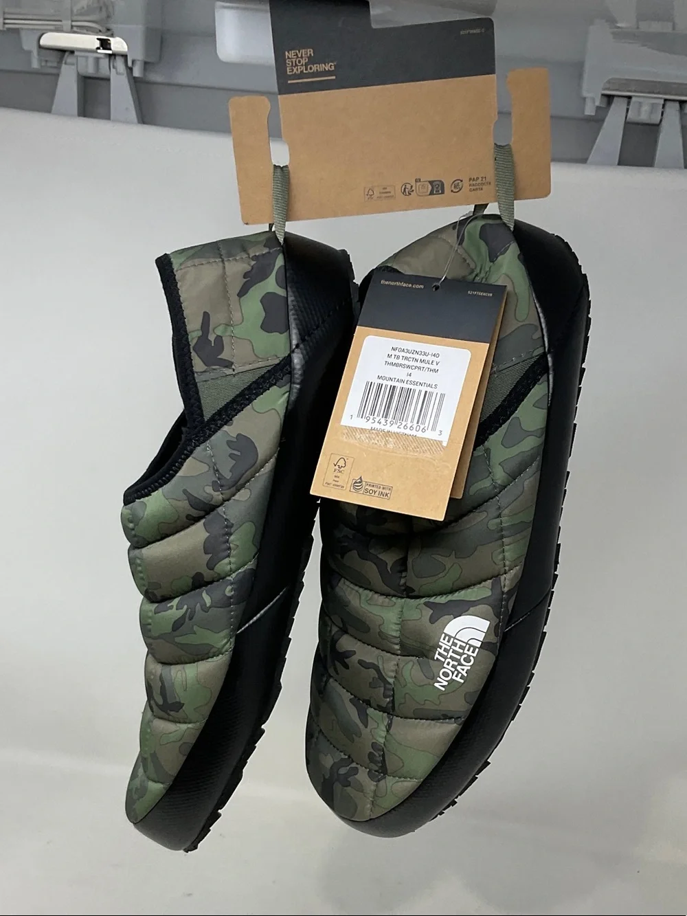 The North Face Men’s Quilted Camo Slip-On Mules – Green/Black